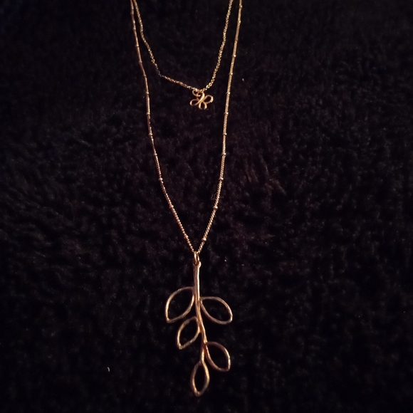 Gold Tone Leaf Double Necklace - Picture 1 of 1